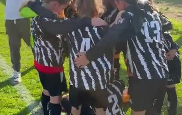 Cri de guerre de nos jeunes U8-9